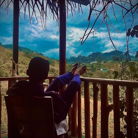 Ella Rock Grun Cottage ภายนอก รูปภาพ